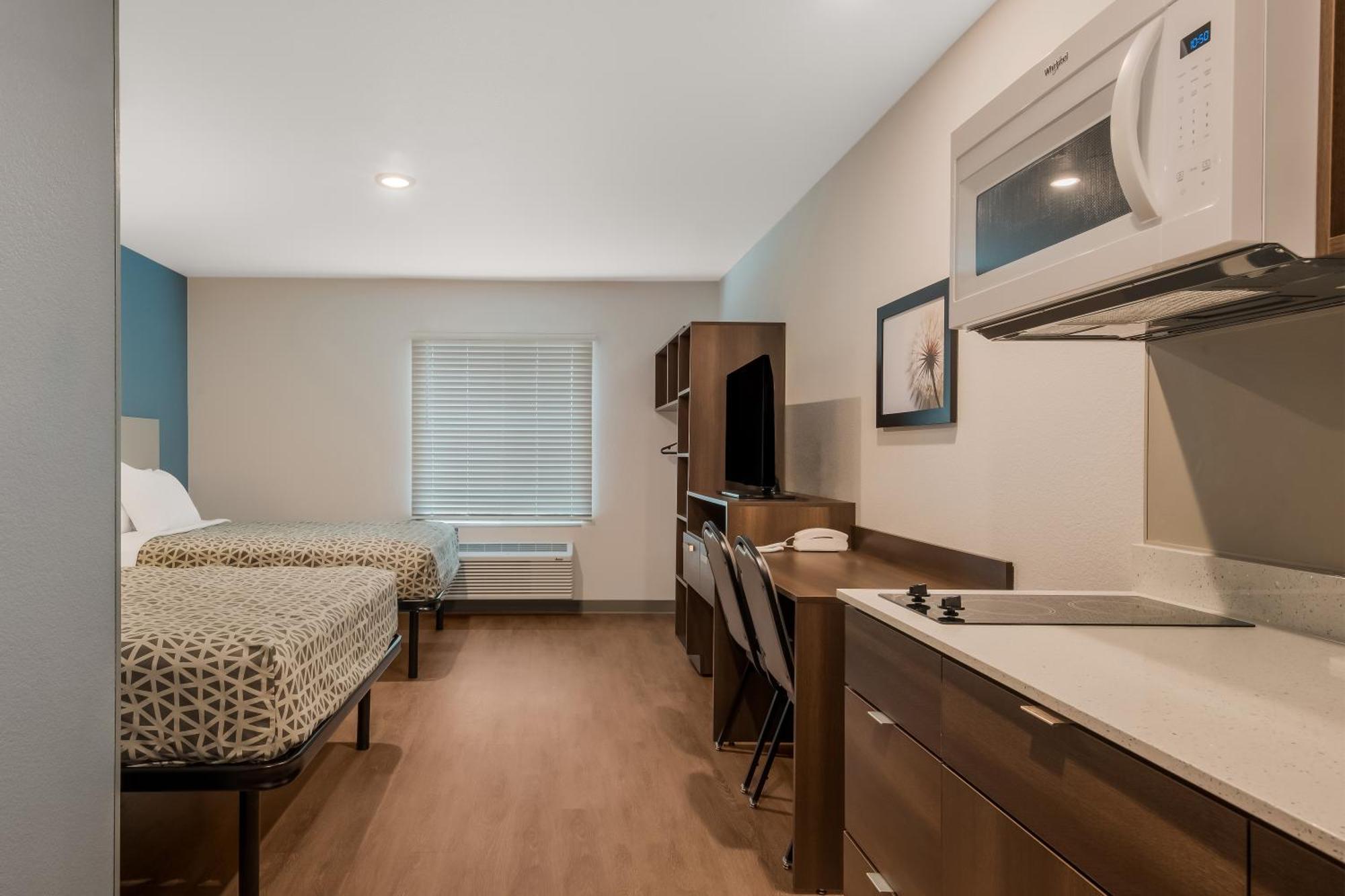 Woodspring Suites Bellflower - Los Angeles Exterior photo