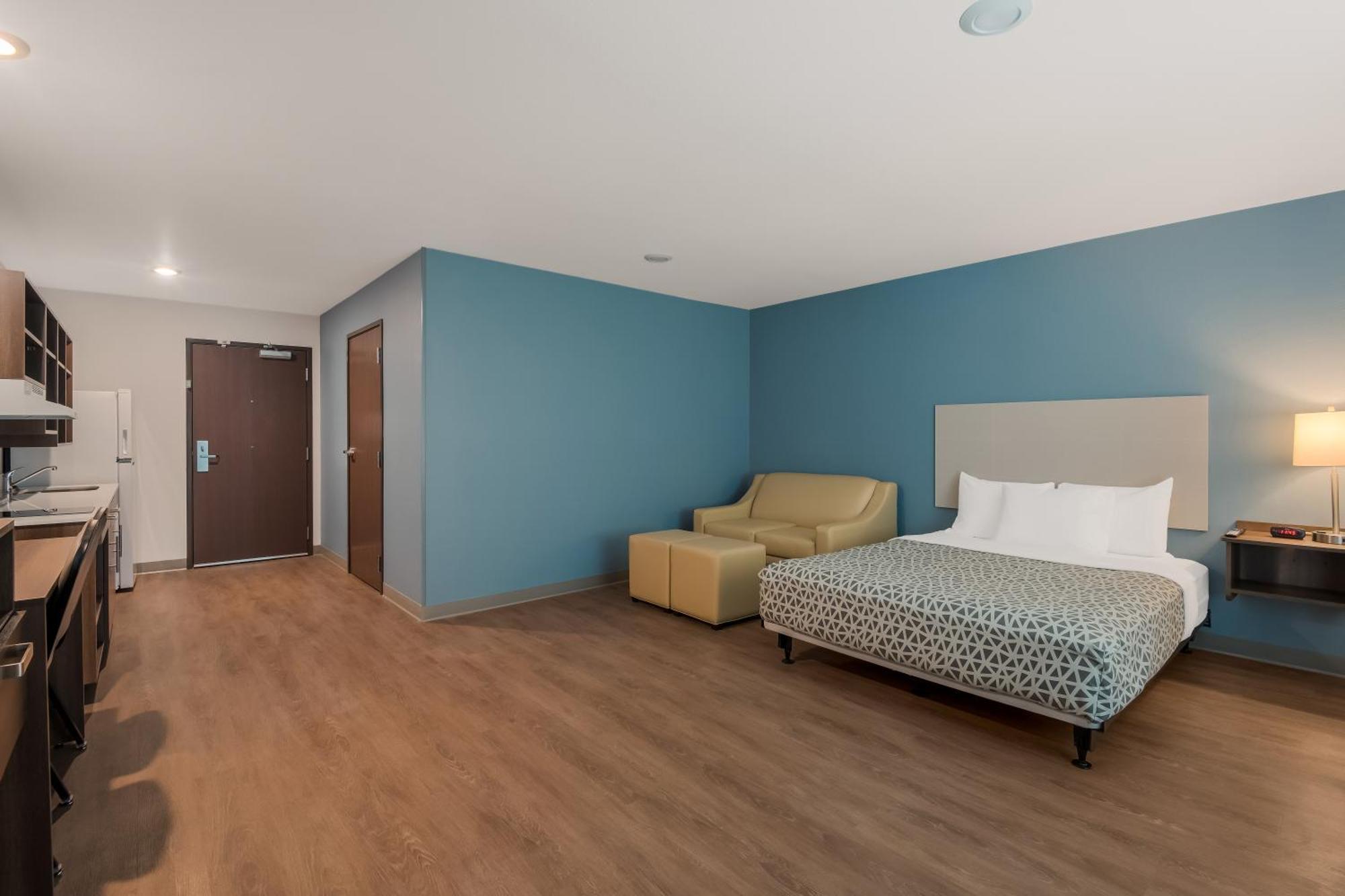 Woodspring Suites Bellflower - Los Angeles Exterior photo