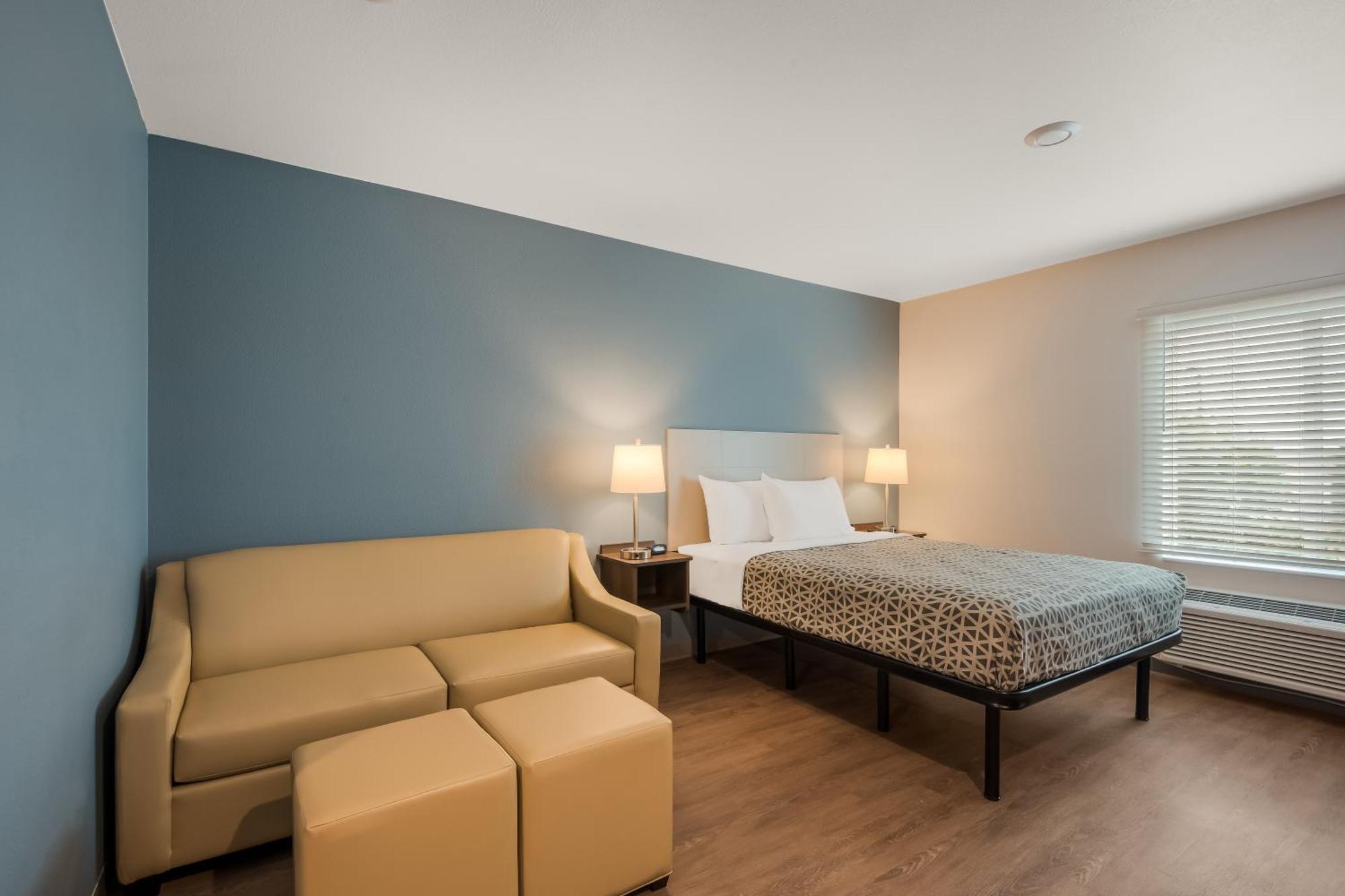 Woodspring Suites Bellflower - Los Angeles Exterior photo