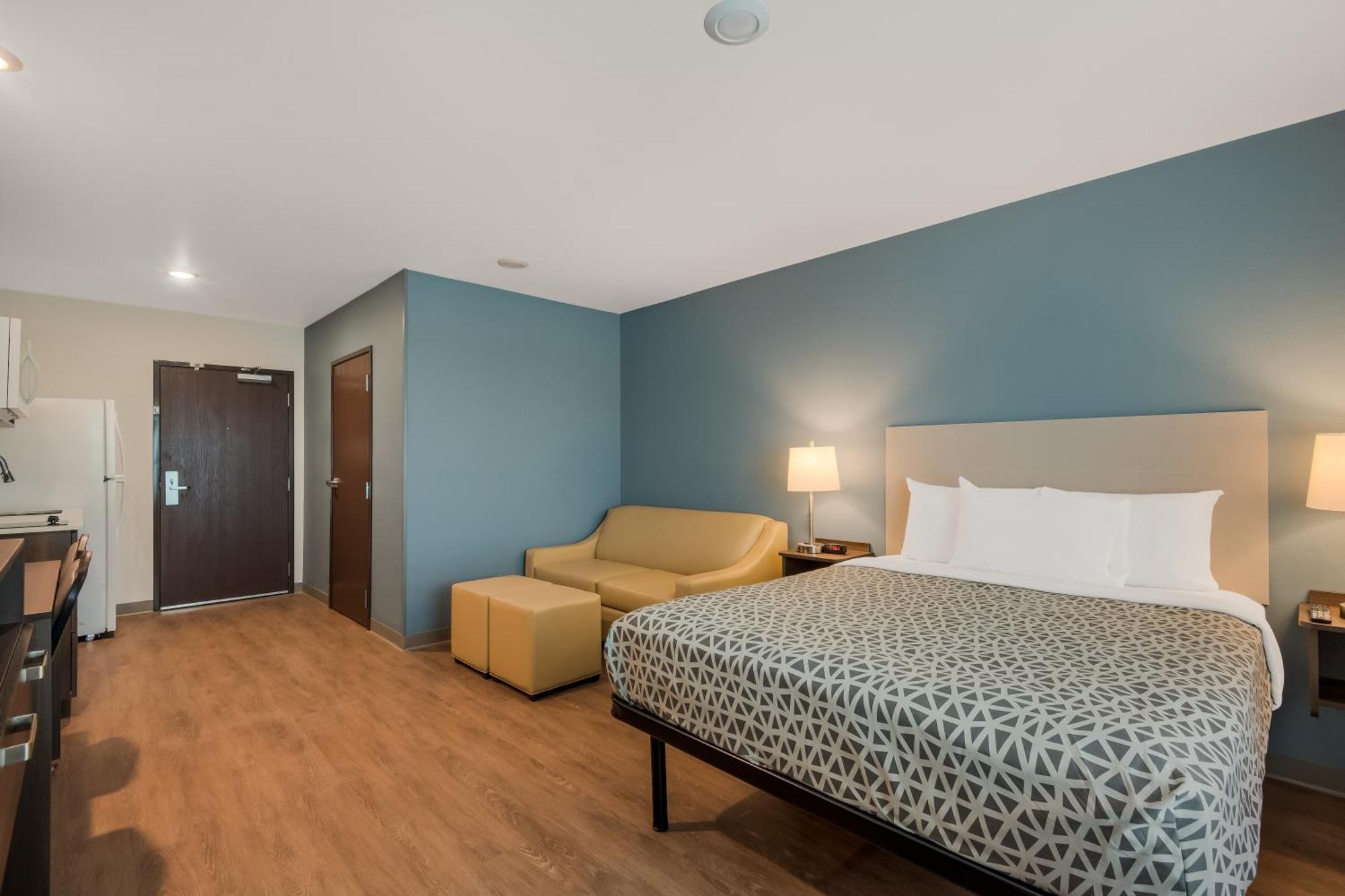 Woodspring Suites Bellflower - Los Angeles Exterior photo